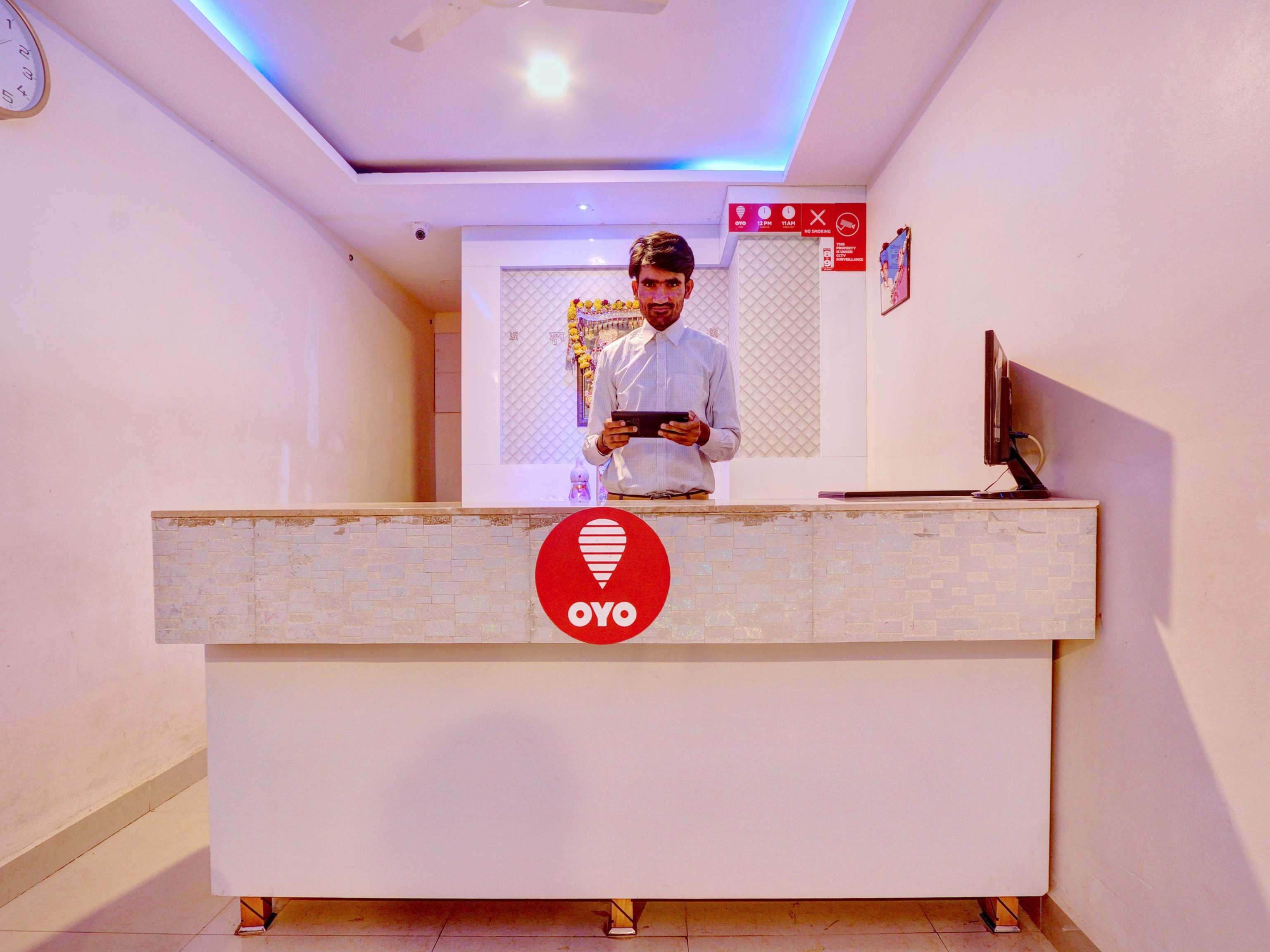 Oyo Flagship 7691 Kanha Boutique Hotel Hyderabad Exterior photo